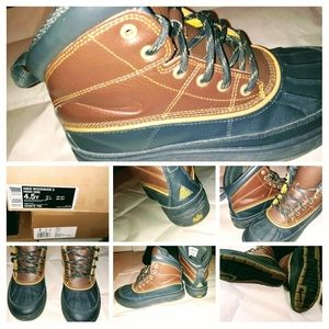 Nike Woodside 2 snow boots